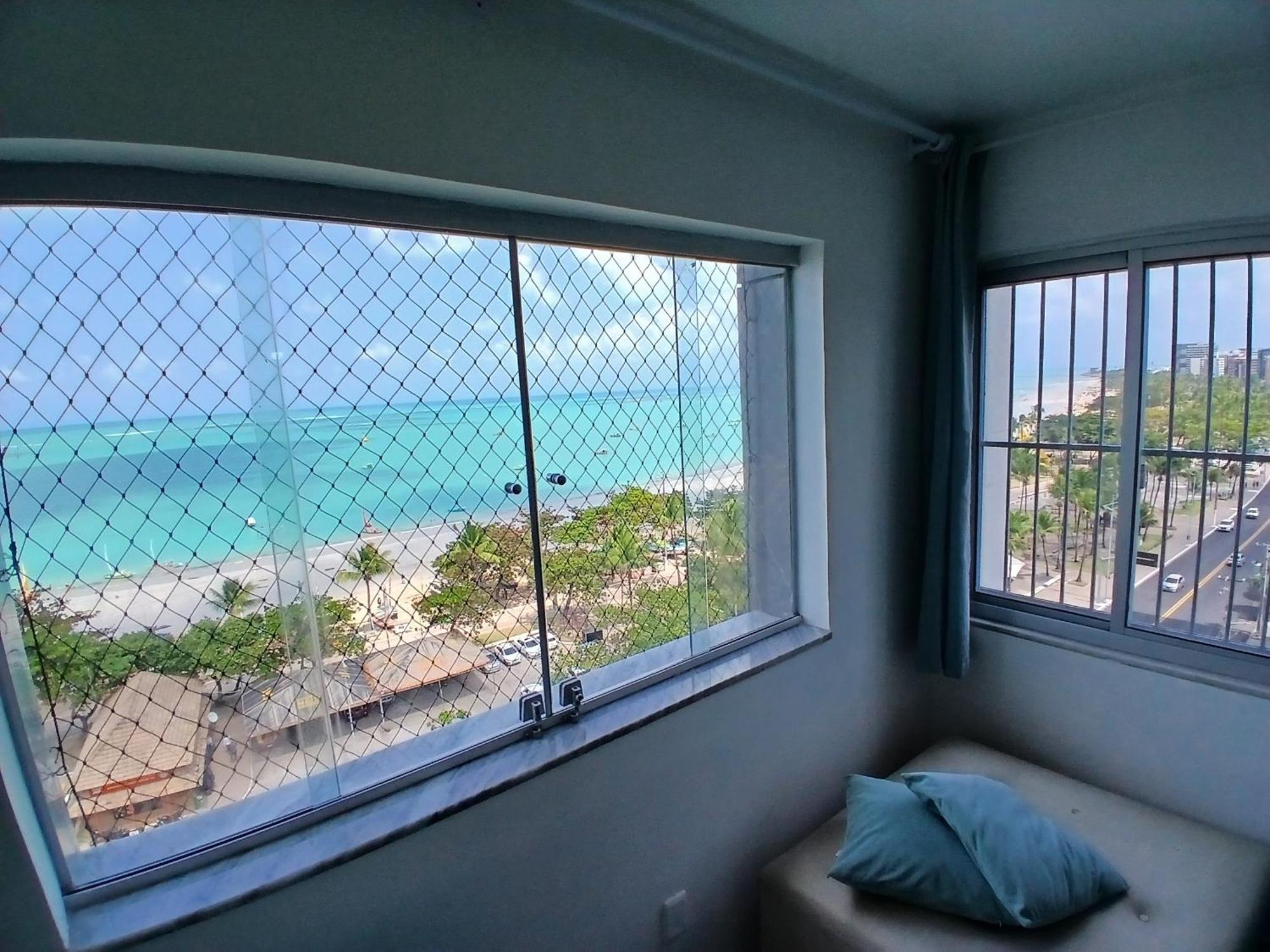 Exclusividade Com Vista Incrivel A Beira-mar Na De Pajucara Dois Quartos - Apto 901 Apartment *